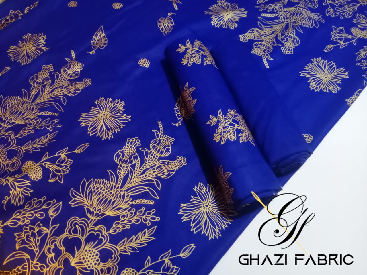 Ghazi Fabric Un-stitched 3 Piece Suit Or Women New Linen Collection New Looks Prints Collection Royal Blue Color