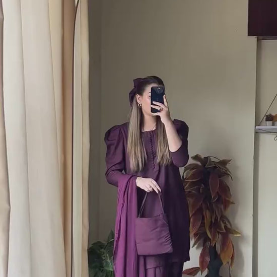 plum linen  c