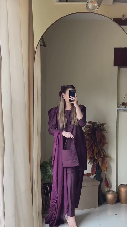 plum linen  c